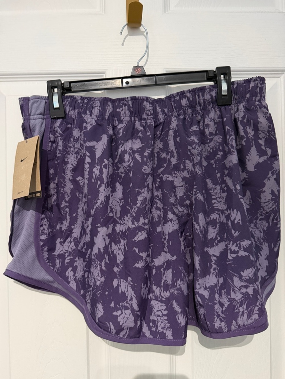 NWT Nike Purple Athletic Shorts with Lilac Print. Size XL.